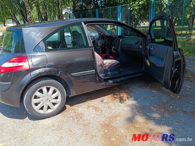 2006' Renault Megane Coupe 1,4 16V photo #2