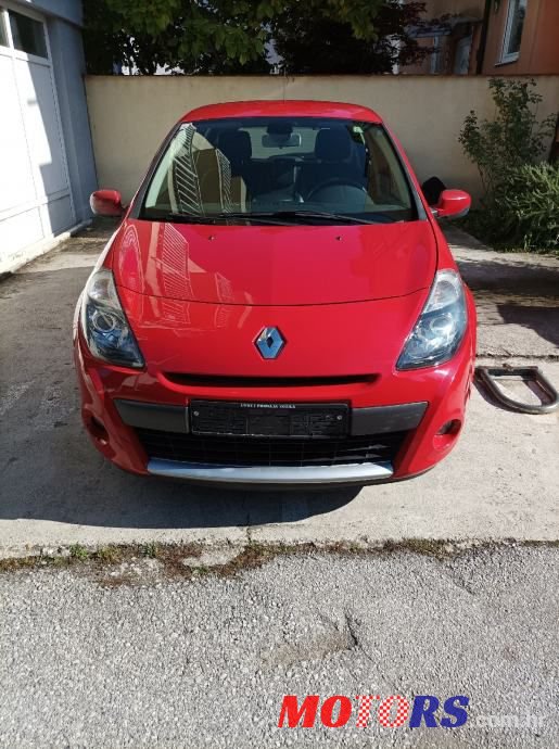 2010' Renault Clio 1,2 16V photo #3