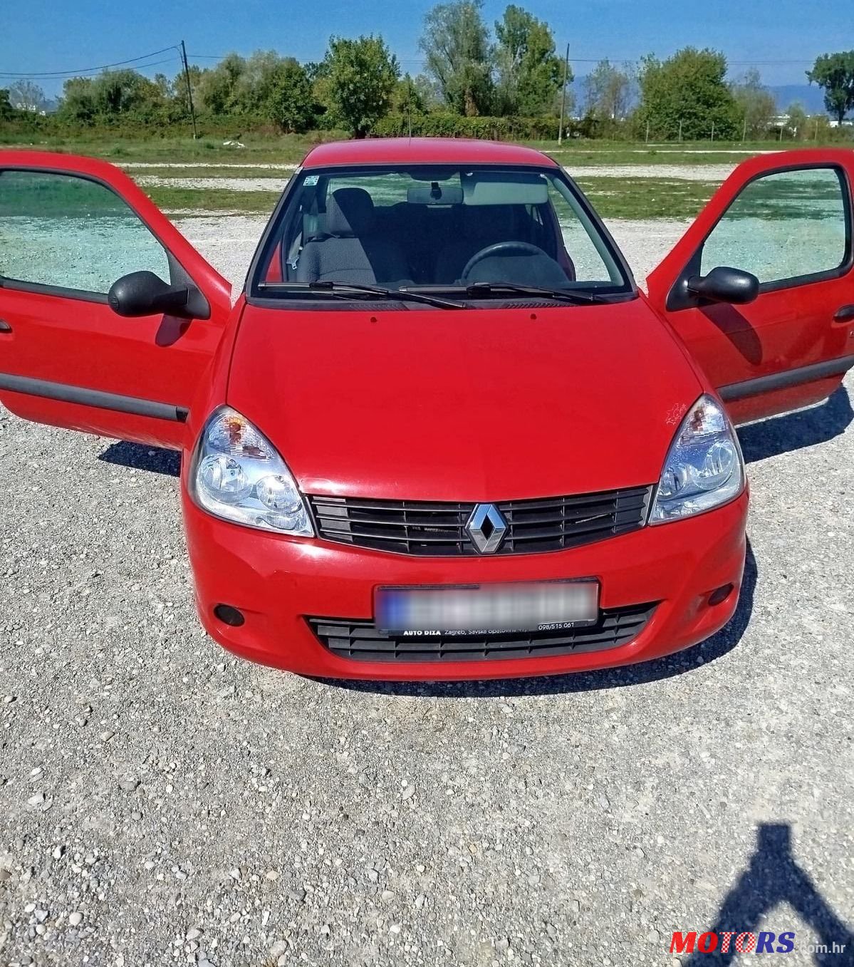 2012' Renault Clio 1,2 photo #1