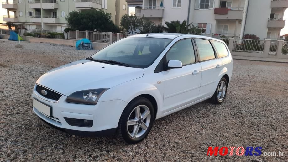 2007' Ford Focus Karavan photo #1