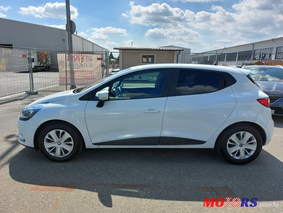 2016' Renault Clio photo #1