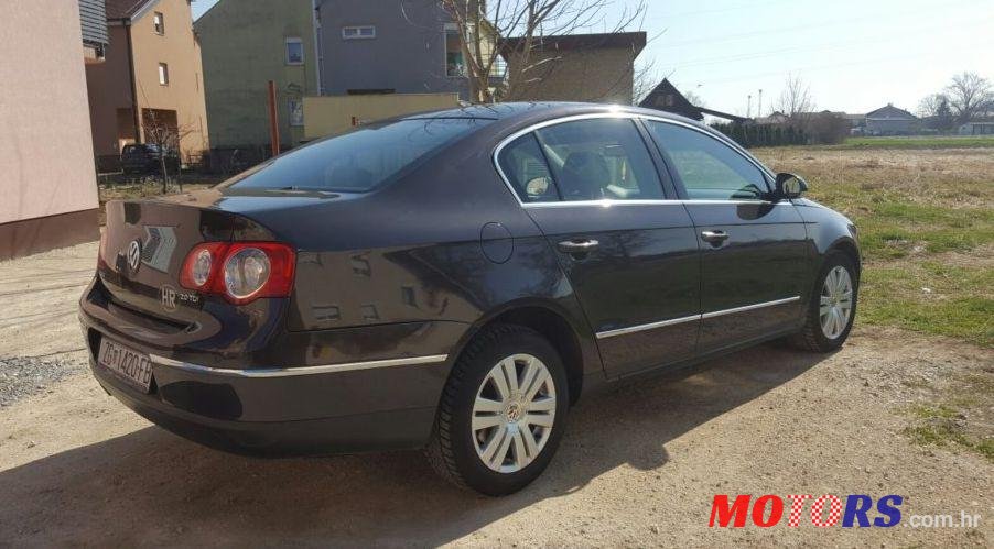 2008' Volkswagen Passat 2,0 Tdi photo #2