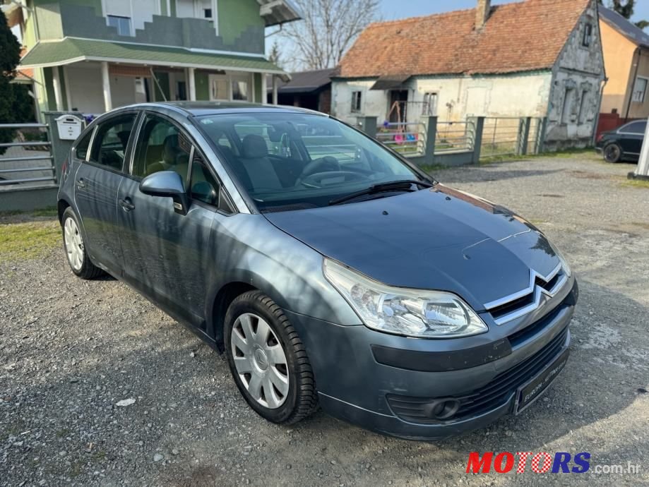 2008' Citroen C4 1,4 I 16V Sx photo #2