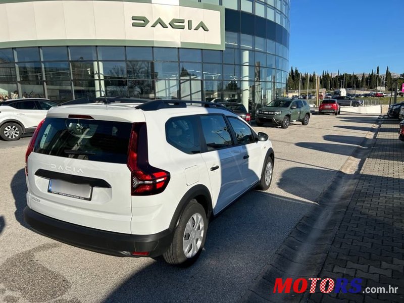 2023' Dacia Jogger 1,0 Tce photo #2