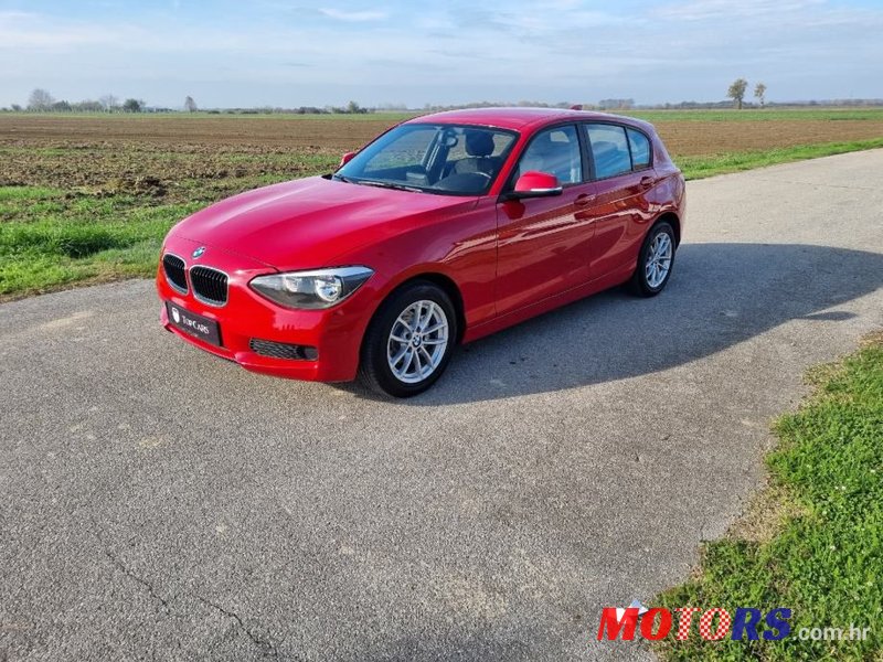 2014' BMW Serija 1 118D photo #2