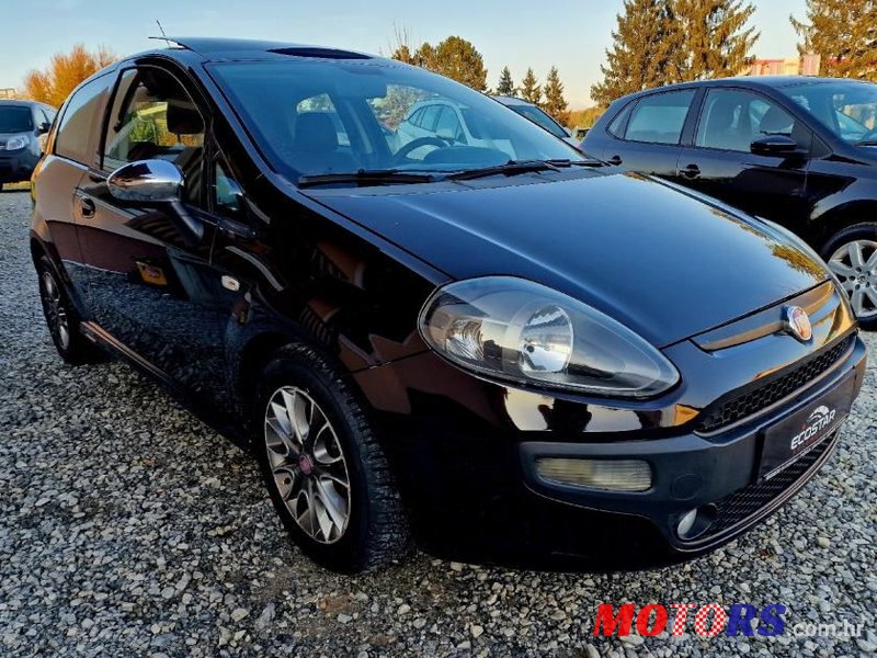 2010' Fiat Punto Evo photo #5