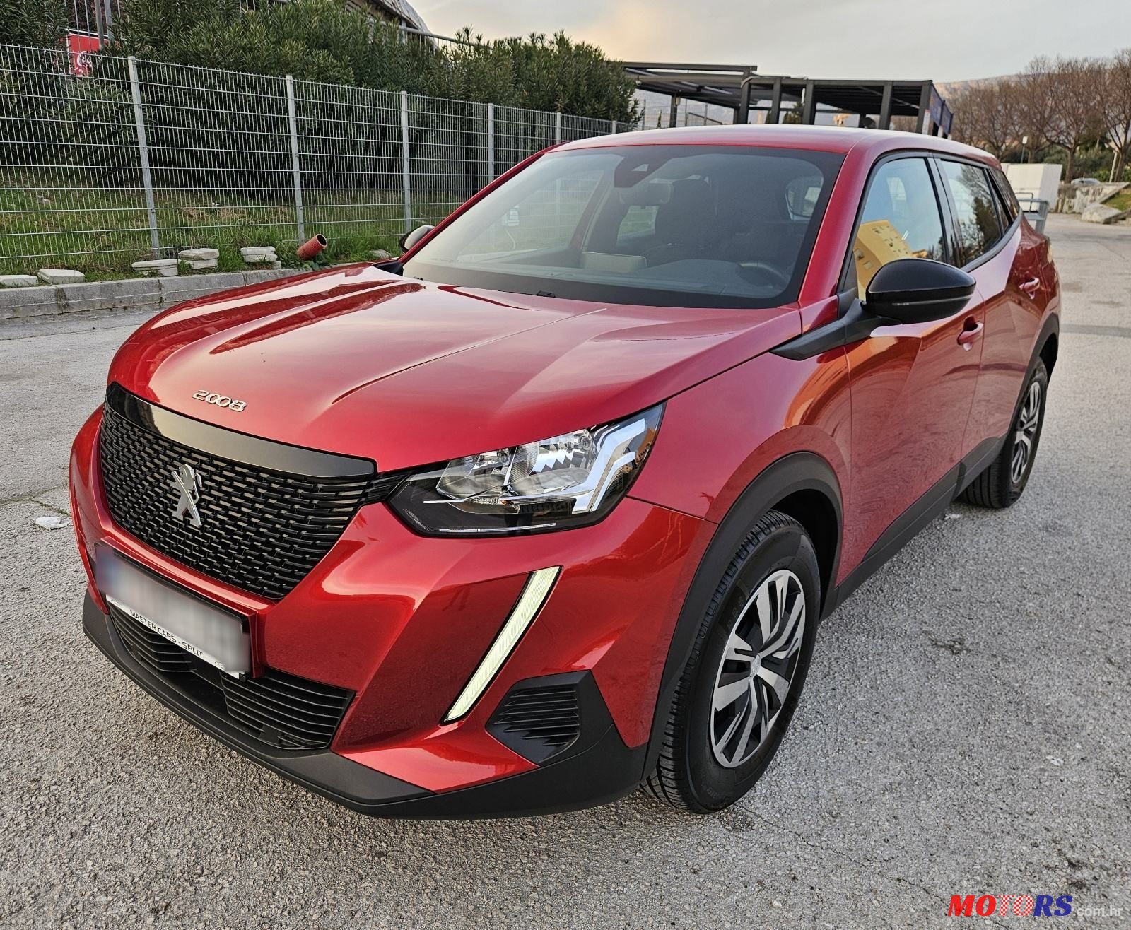 2023' Peugeot 2008 1,2 photo #5