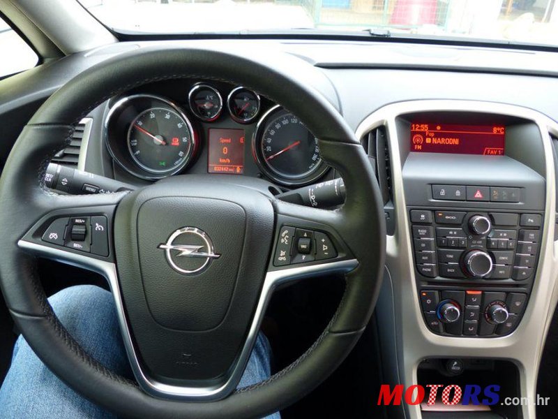2012' Opel Astra 1,3 photo #4