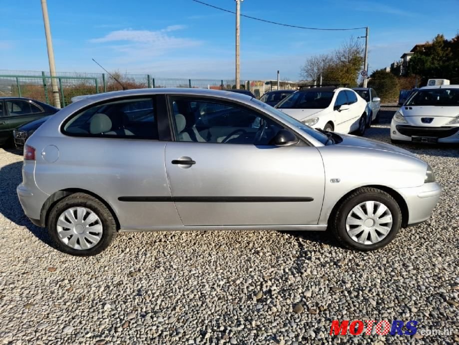 2003' SEAT Ibiza 1,4 16V photo #5