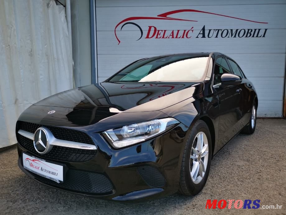 2020' Mercedes-Benz A-Klasa 160 D photo #1