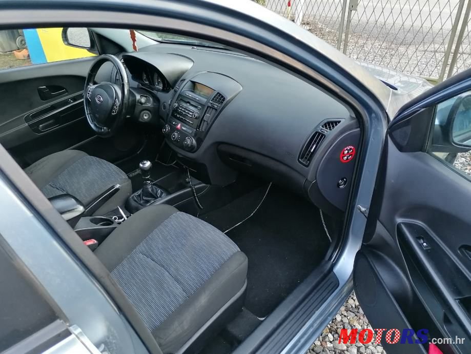 2008' Kia Ceed 1,4 photo #6