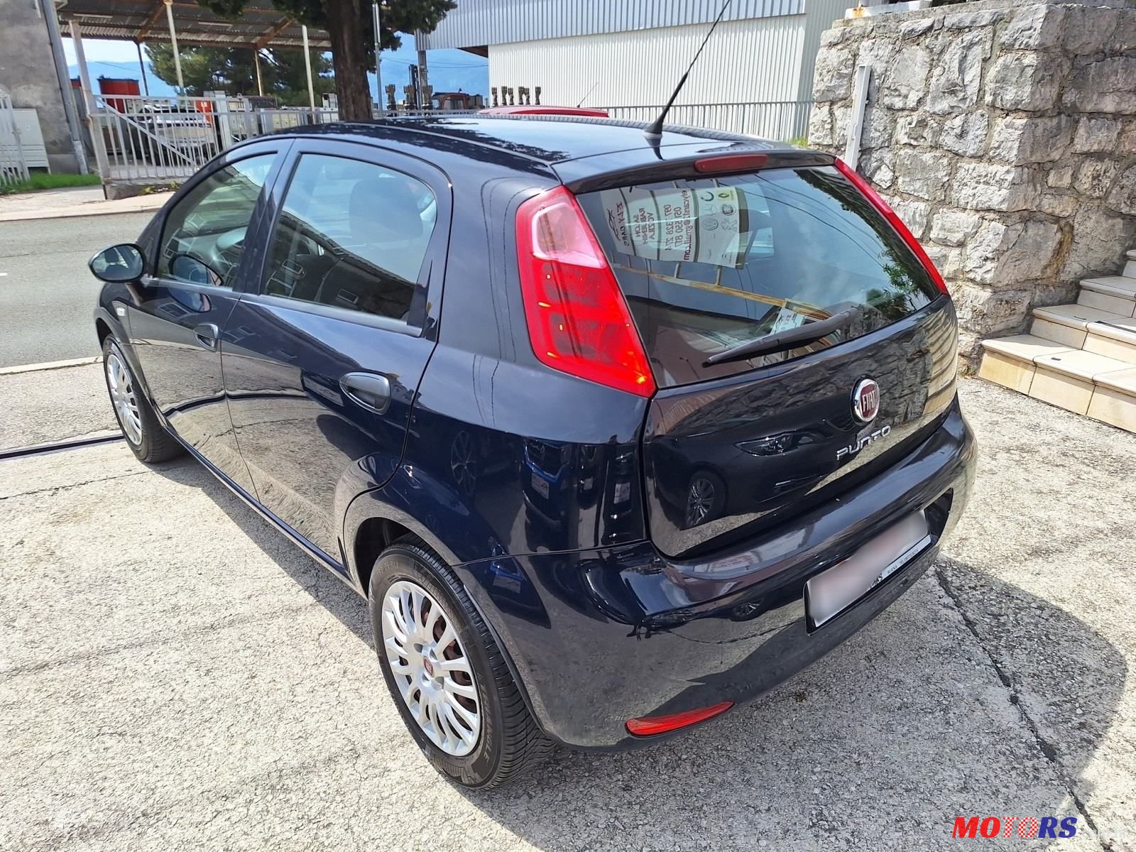 2015' Fiat Punto Evo 1.4 photo #3
