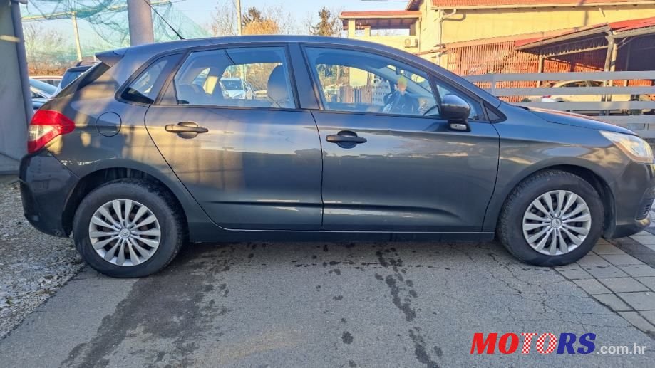 2011' Citroen C4 1,6 Vti photo #5