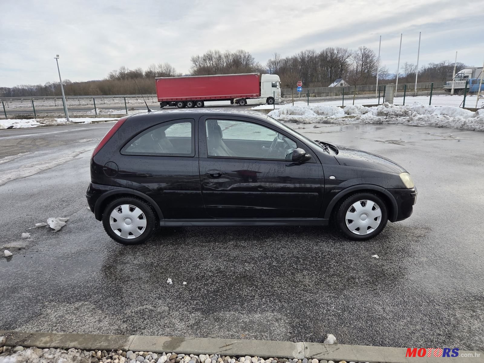 2004' Opel Corsa 1,3 Cdti photo #3