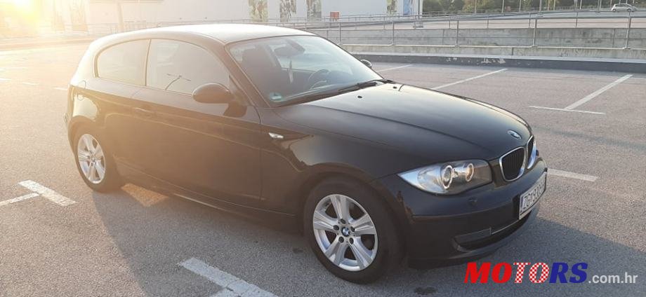 2007' BMW 1 Series photo #2
