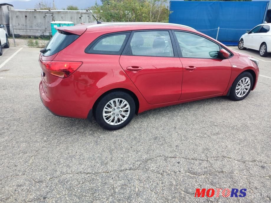 2018' Kia Ceed Sportswagon photo #4