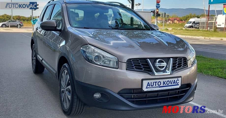 2012' Nissan Qashqai photo #2