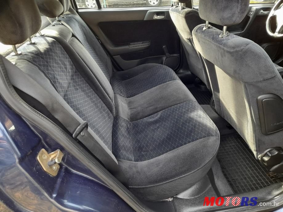 2000' Opel Astra 1,6 Cdx photo #5