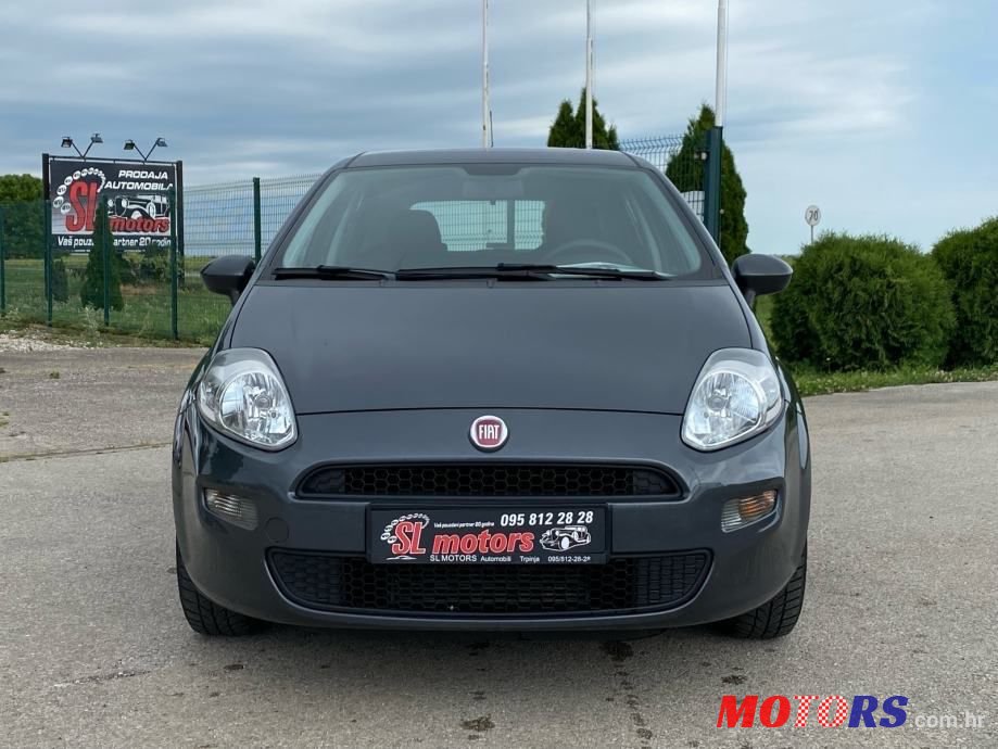 2015' Fiat Punto photo #6
