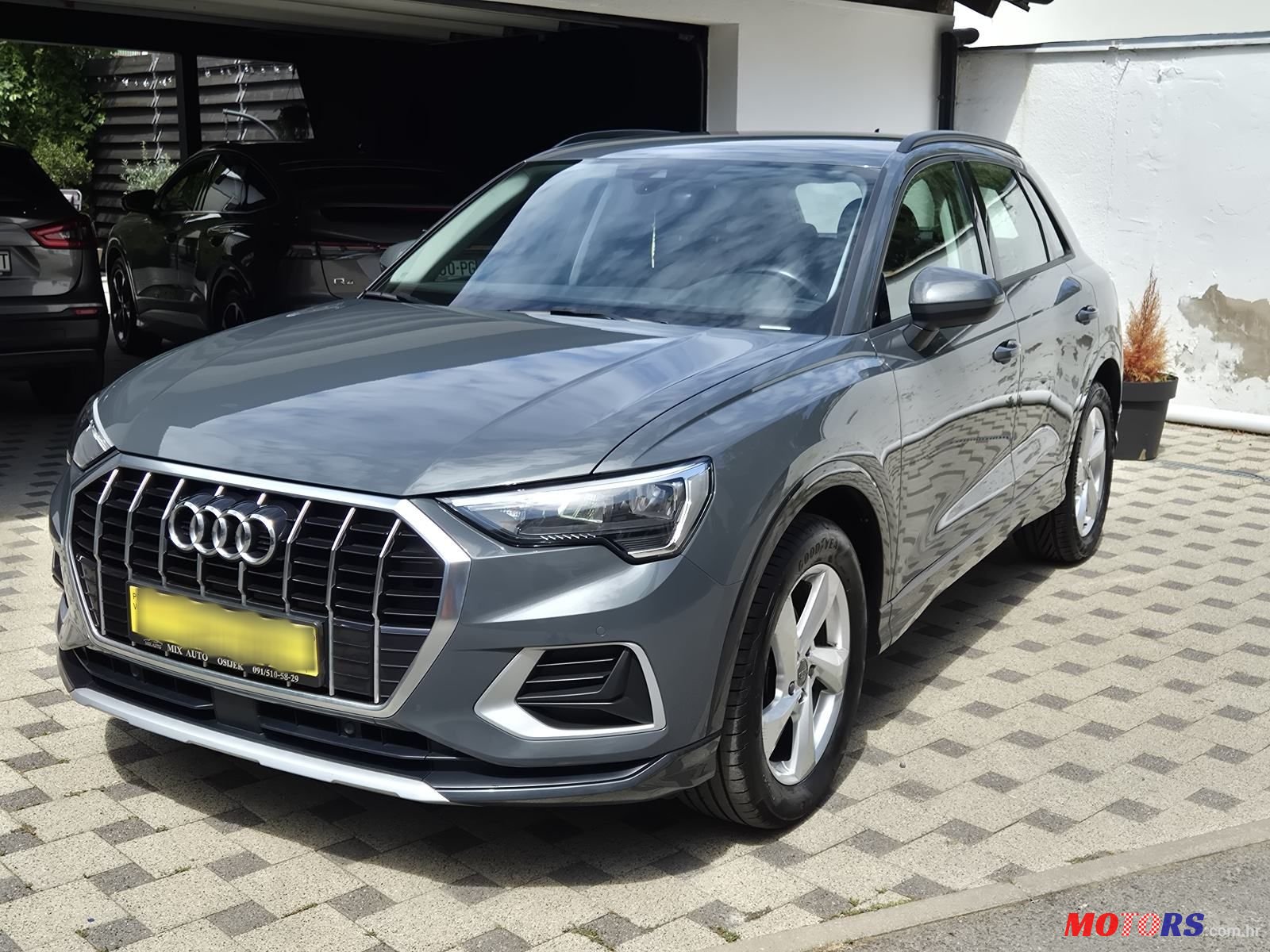 2019' Audi Q3 35 Tdi photo #1