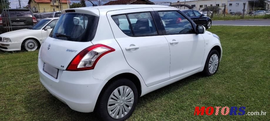 2013' Suzuki Swift 1,3 photo #6