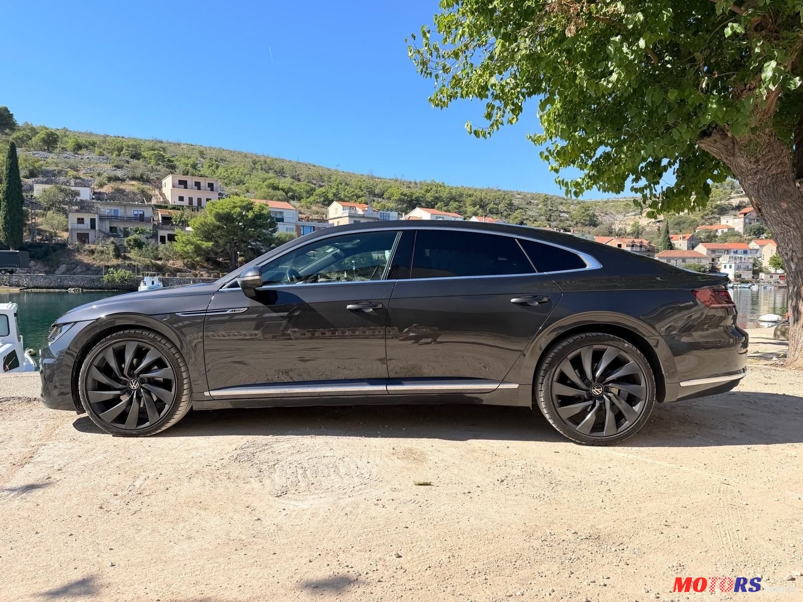 2020' Volkswagen Arteon 2,0 Tdi photo #2