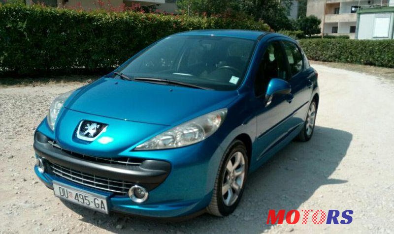 2009' Peugeot 207 Sport 1,6 16V Vti photo #1