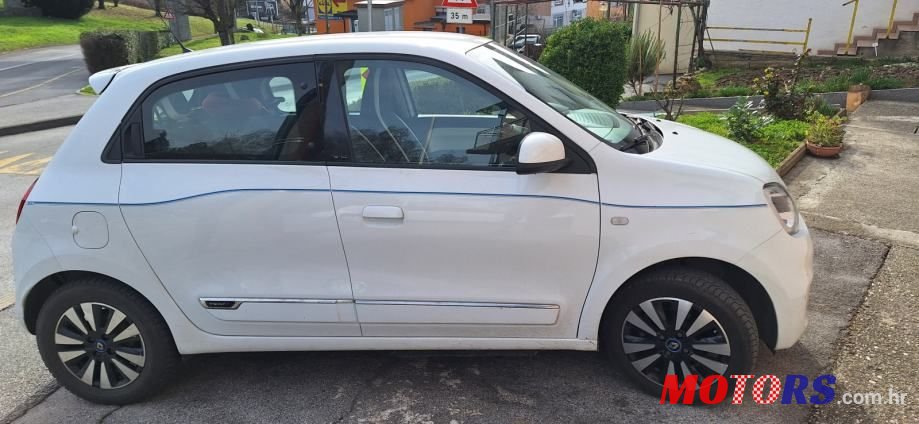 2020' Renault Twingo Z.E. photo #1