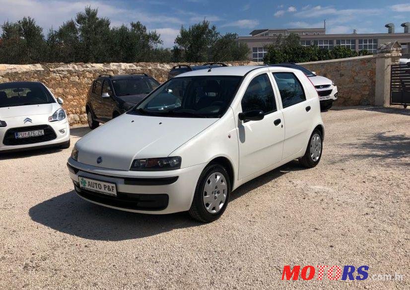 2002' Fiat Punto 1.2 Active photo #1