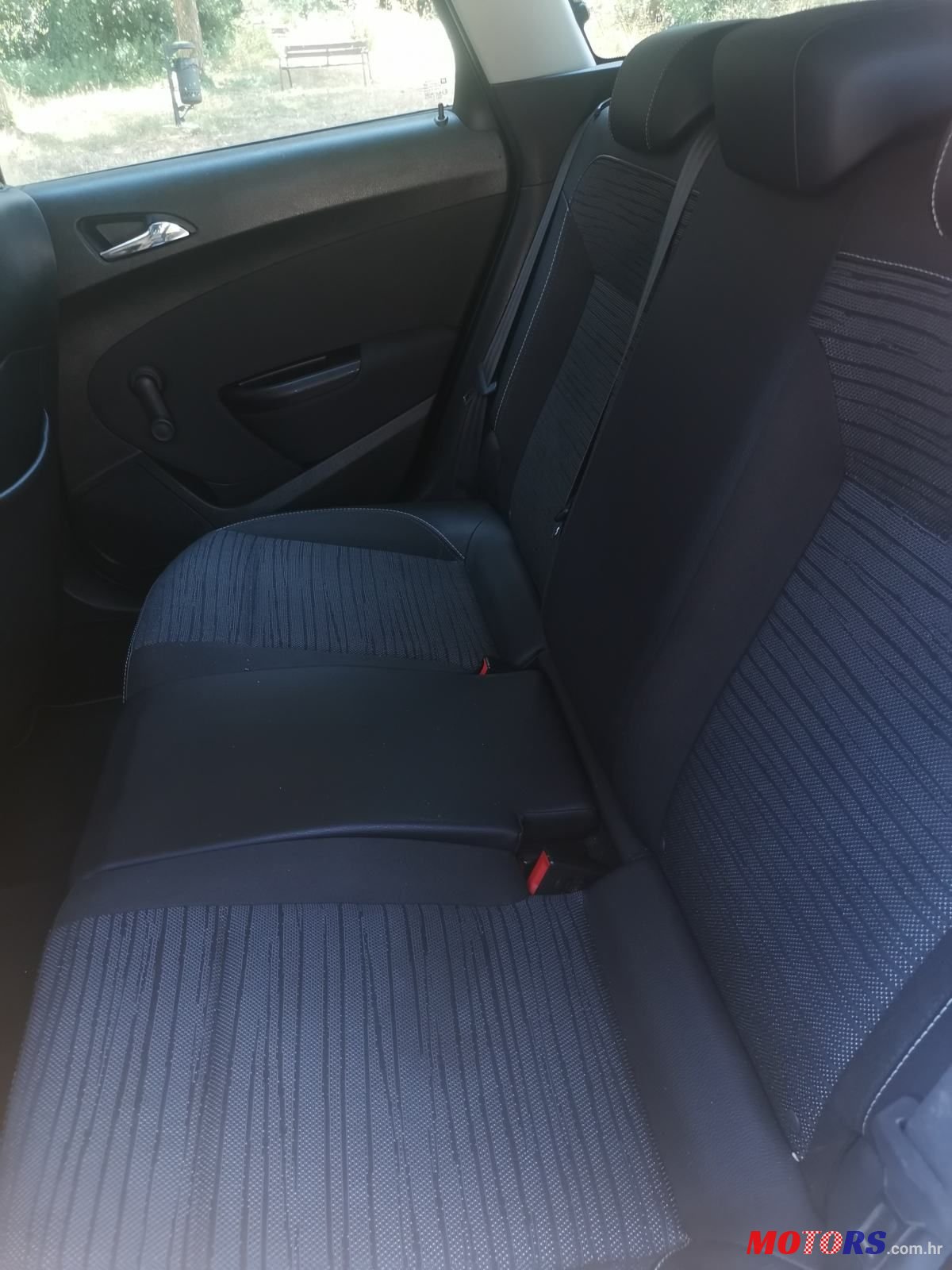 2016' Opel Astra Karavan photo #6