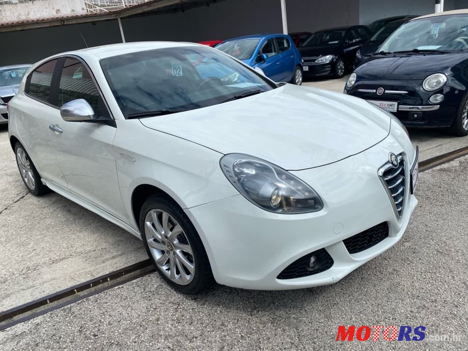 2012' Alfa Romeo Giulietta 2,0 D. N. A photo #3