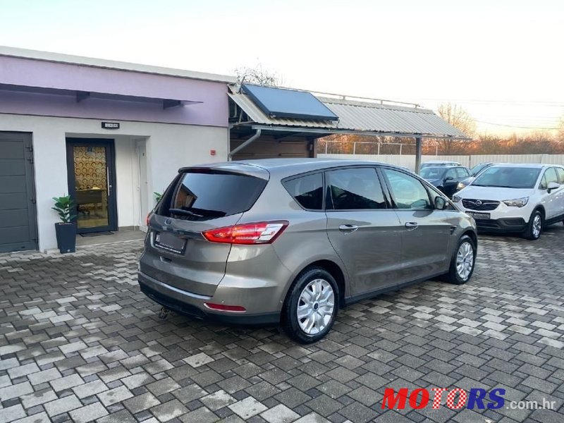 2017' Ford S-Max photo #6