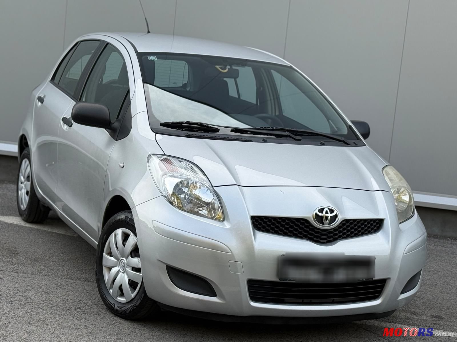 2009' Toyota Yaris 1,0 Vvt-I photo #1