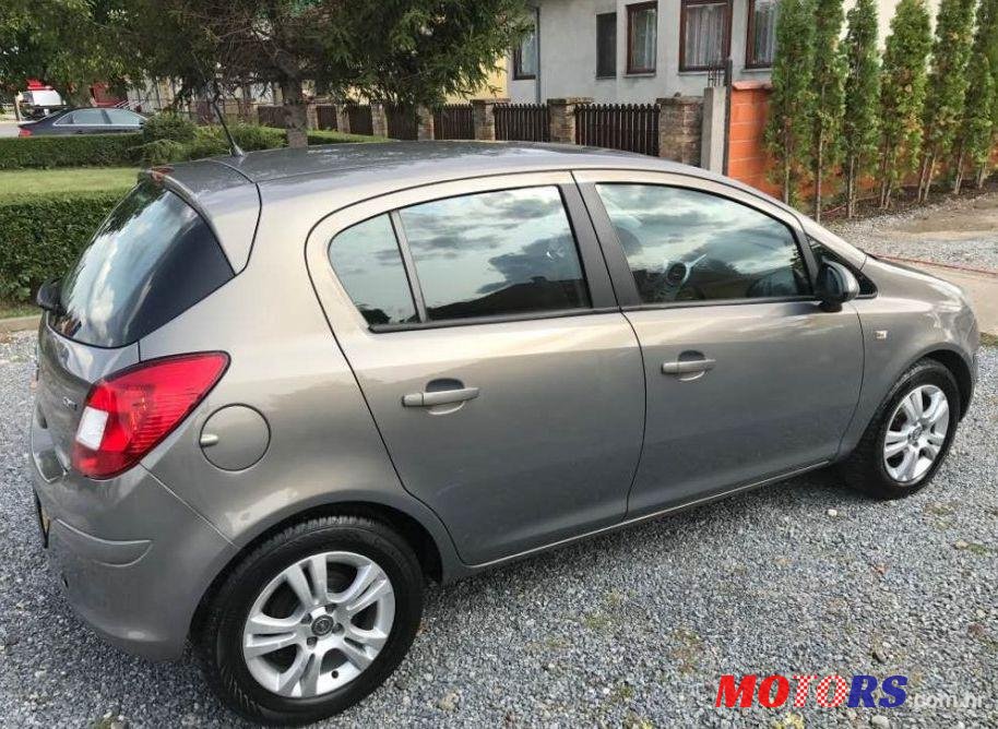 2012' Opel Corsa 1,3 Cdti photo #1