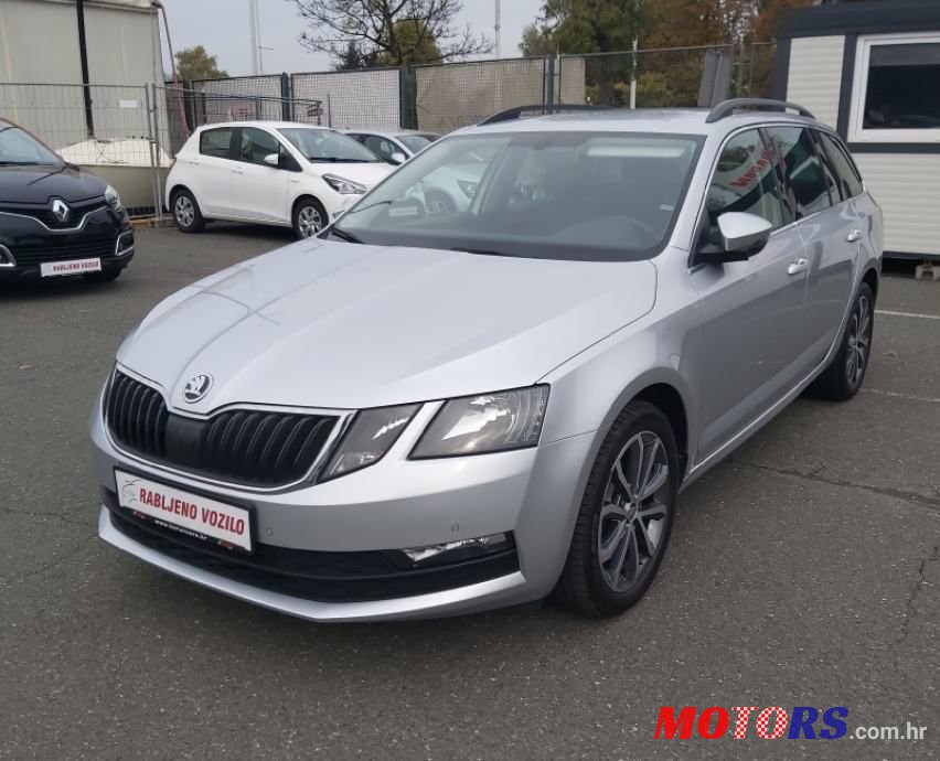 2017' Skoda Octavia Combi photo #2