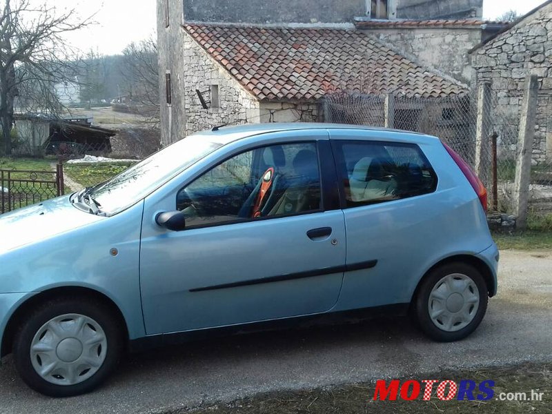 2001' Fiat Punto 1.2 sx photo #1