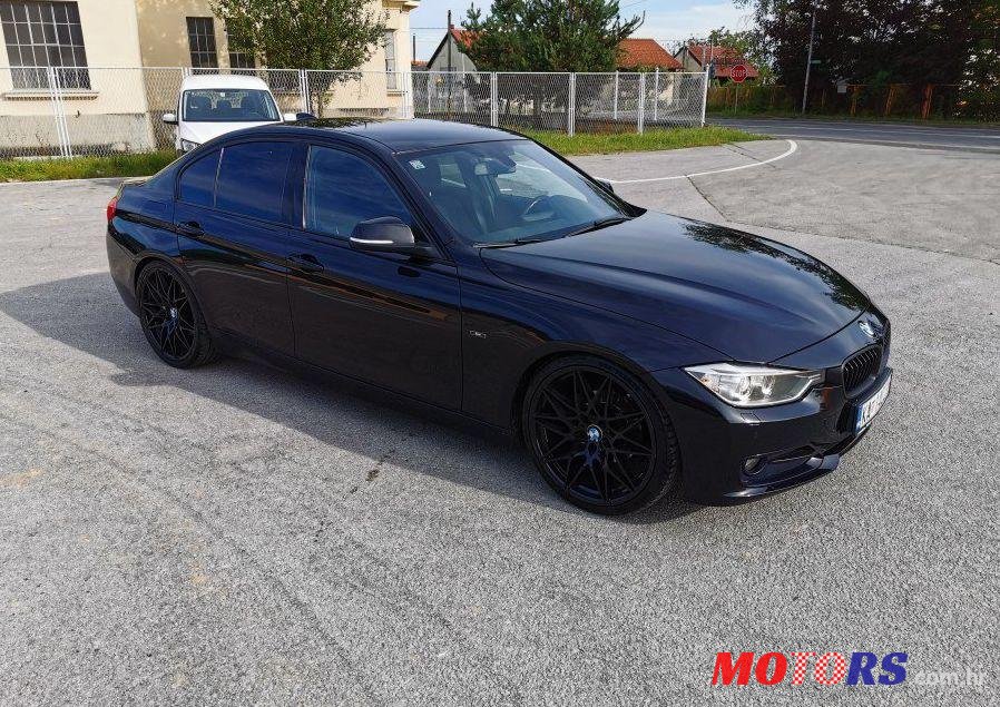 2013' BMW Serija 3 318D photo #1