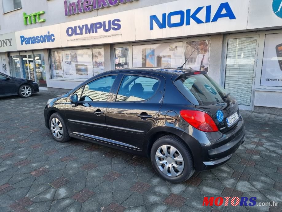 2008' Peugeot 207 1,4 Hdi photo #6