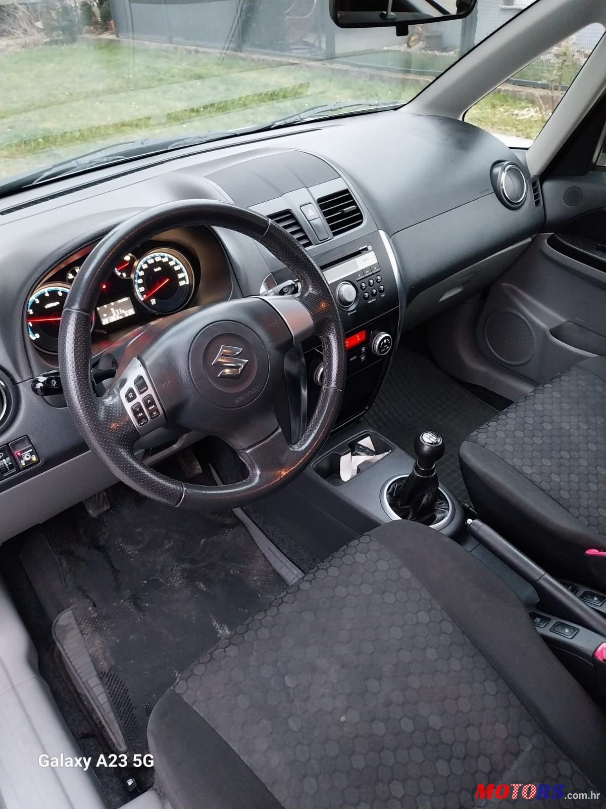 2011' Suzuki SX4 1,6 photo #2