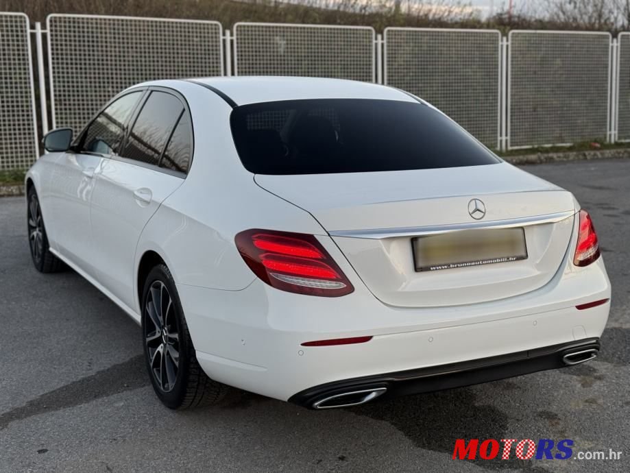 2016' Mercedes-Benz E-Klasa 220 D photo #4