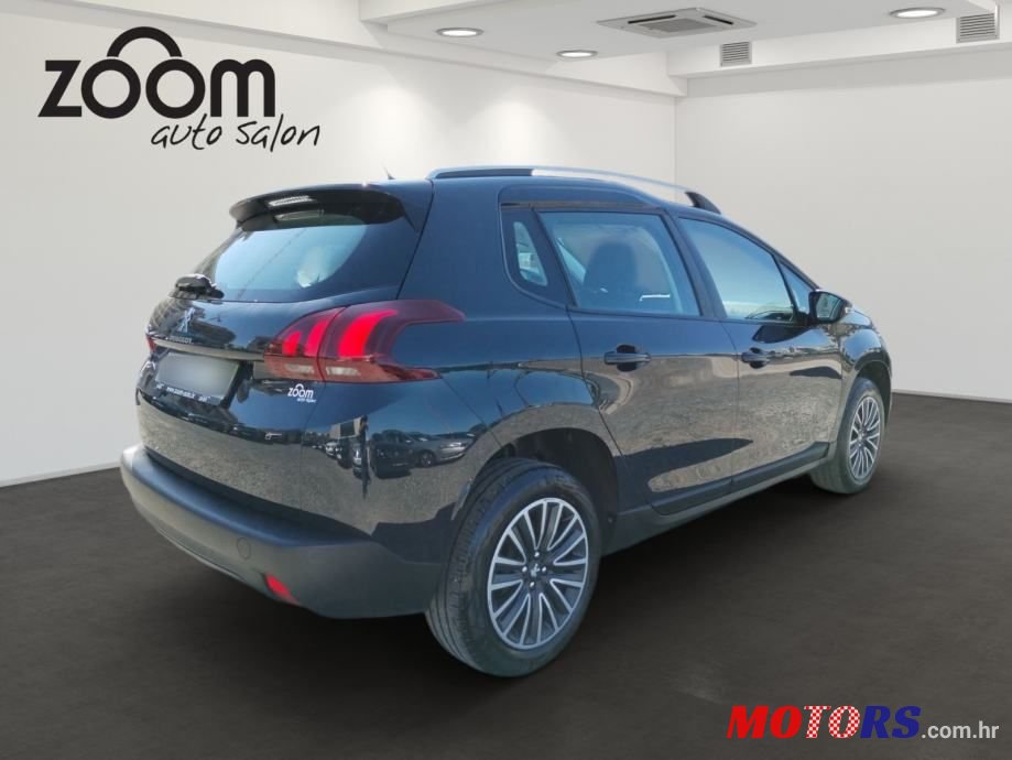 2019' Peugeot 2008 photo #3