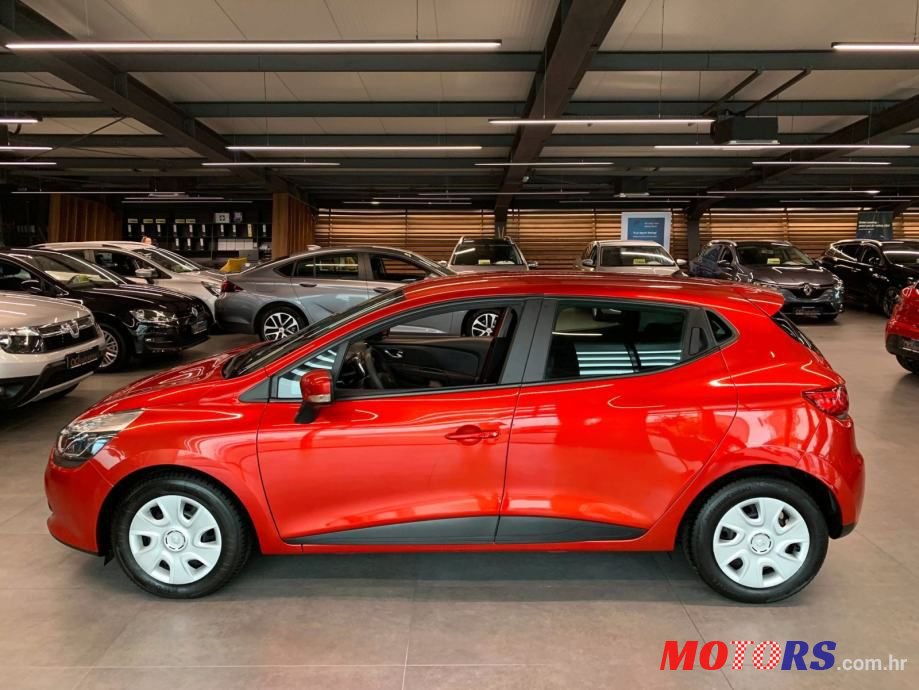 2014' Renault Clio Dci 90 photo #3