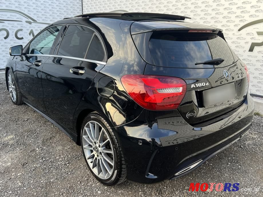 2018' Mercedes-Benz A-Klasa 180 D photo #6