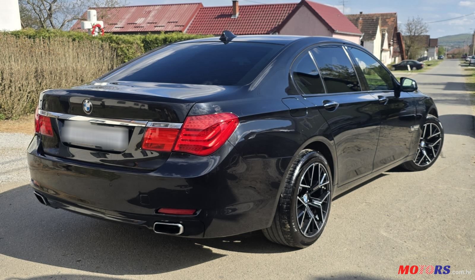 2011' BMW Serija 7 740D photo #2