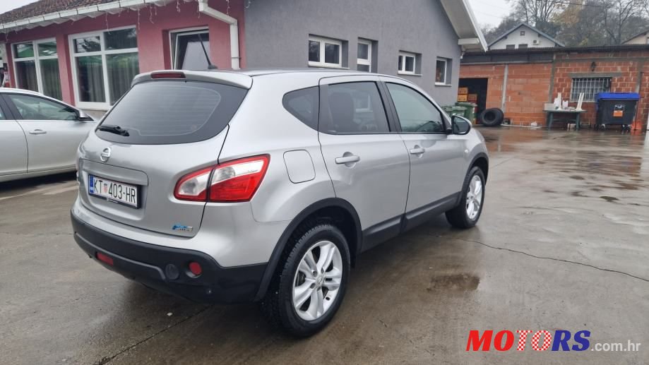 2011' Nissan Qashqai 1,5 Dci photo #2