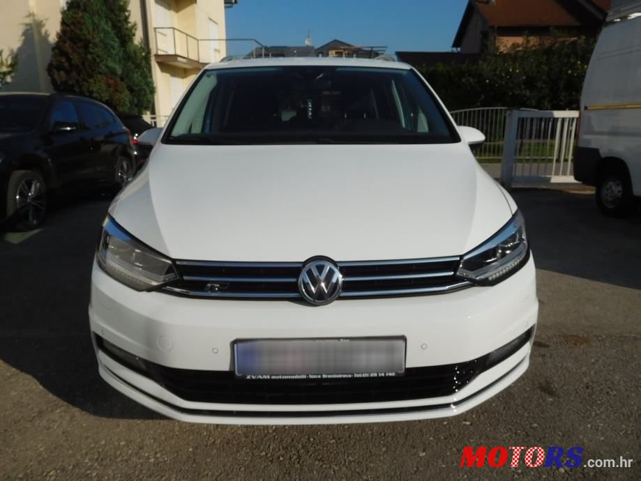 2016' Volkswagen Touran 2,0 Tdi Bmt photo #2