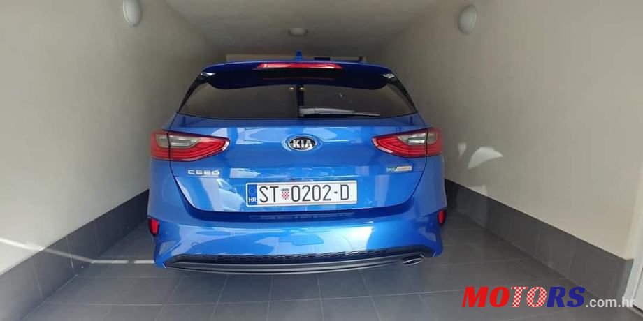 2021' Kia Ceed photo #2