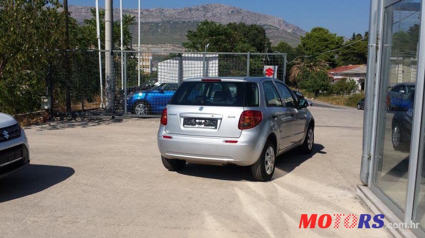 2013' Suzuki SX4 1,5 Gc photo #2