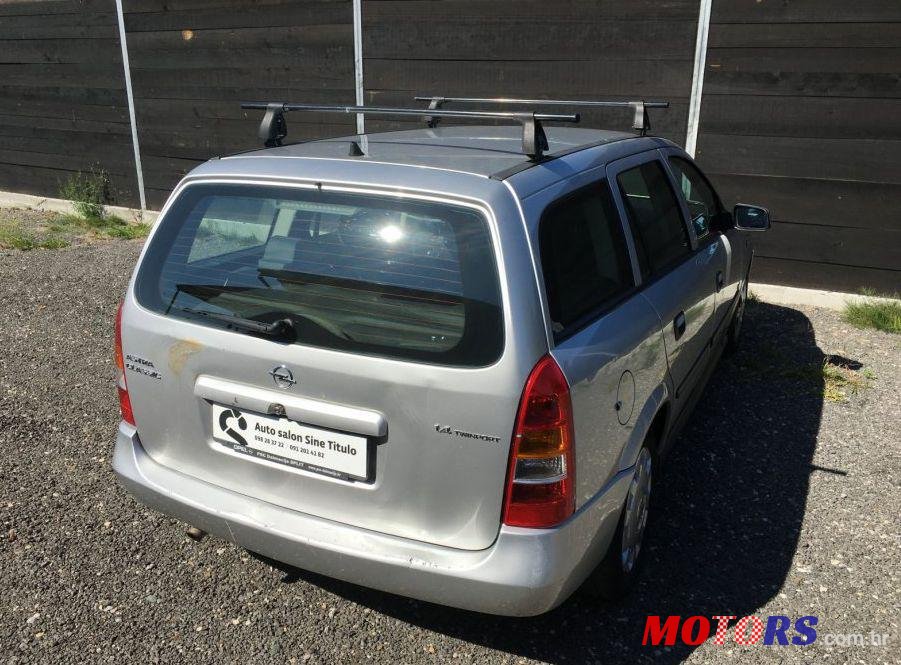 2008' Opel Astra Karavan photo #2