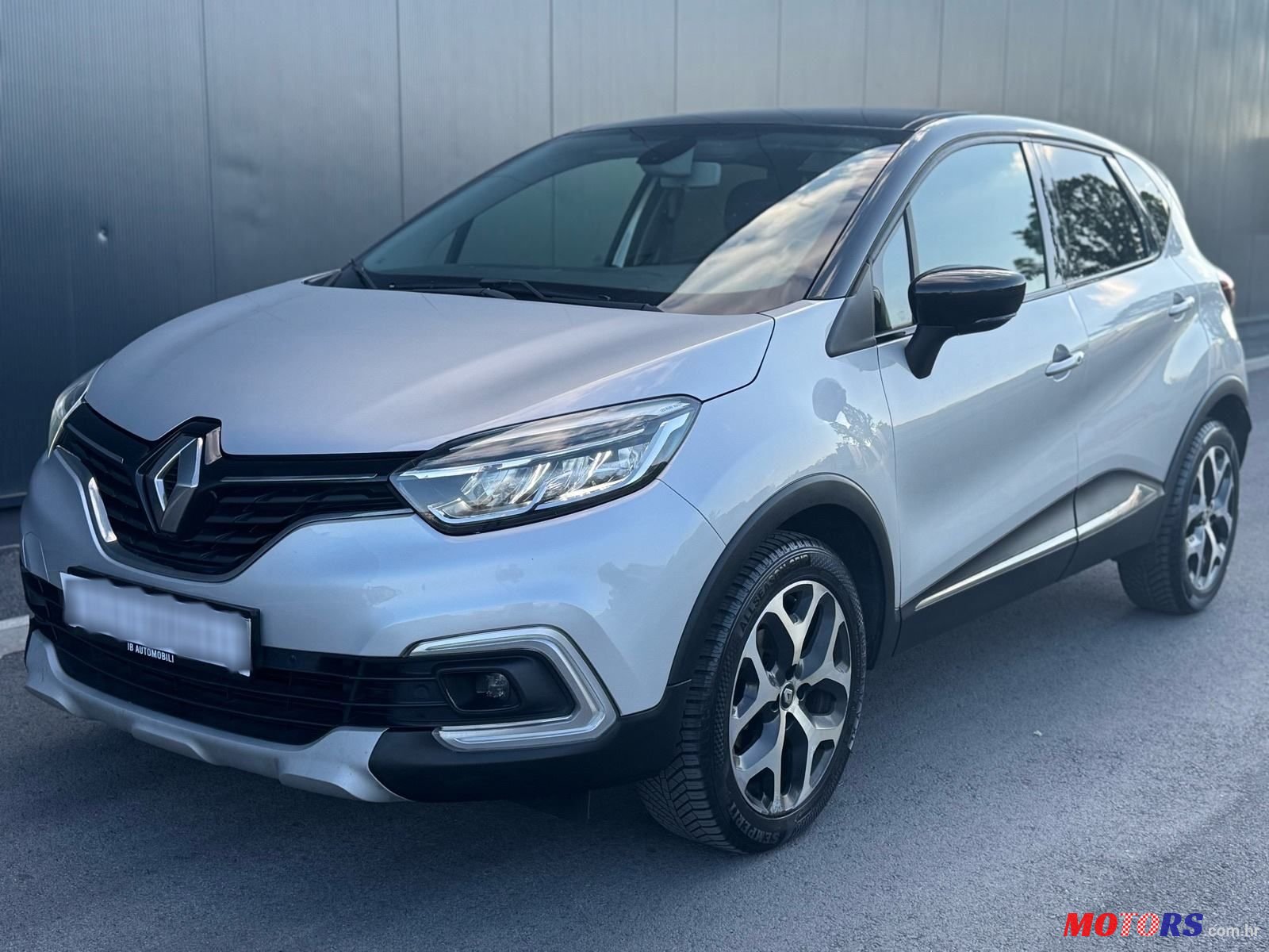2019' Renault Captur Tce photo #1